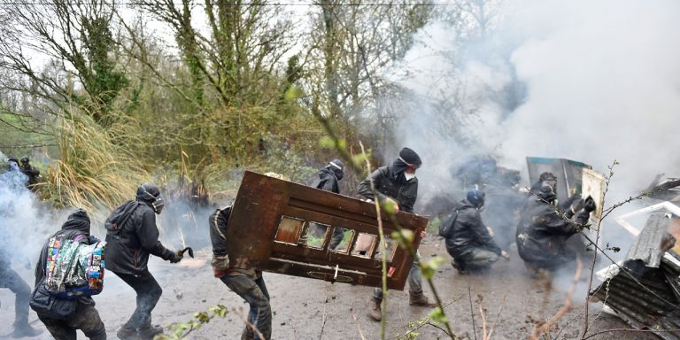 One but Many Movements Two Translations from the ZAD on Isolation, Division, and Pacification