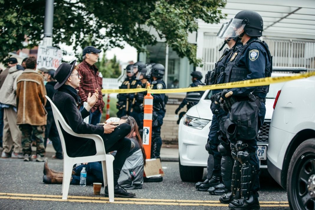 Portland: A Look Back on the First Few Weeks of OccupyICE